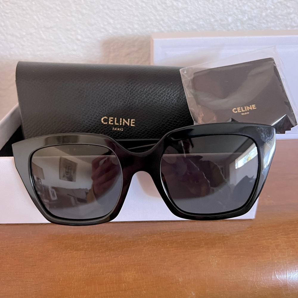 NEW-  AUTHENTIC 2023 CELINE sunglasses with box, dust bag and case. - Picture 7 of 13